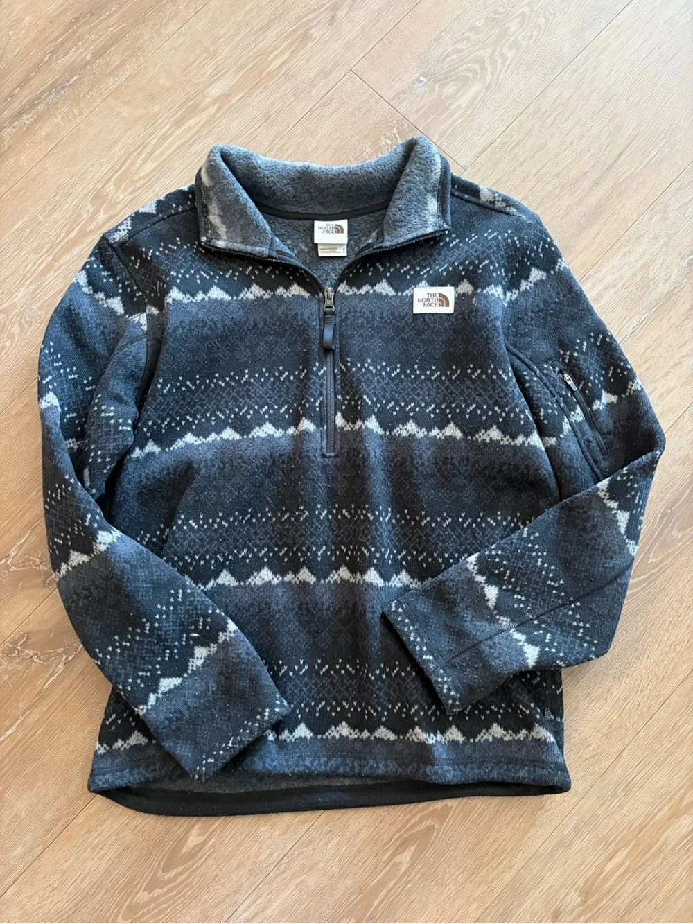 The North Face Charcoal and Light Gray Patterned Half-Zip Fleece